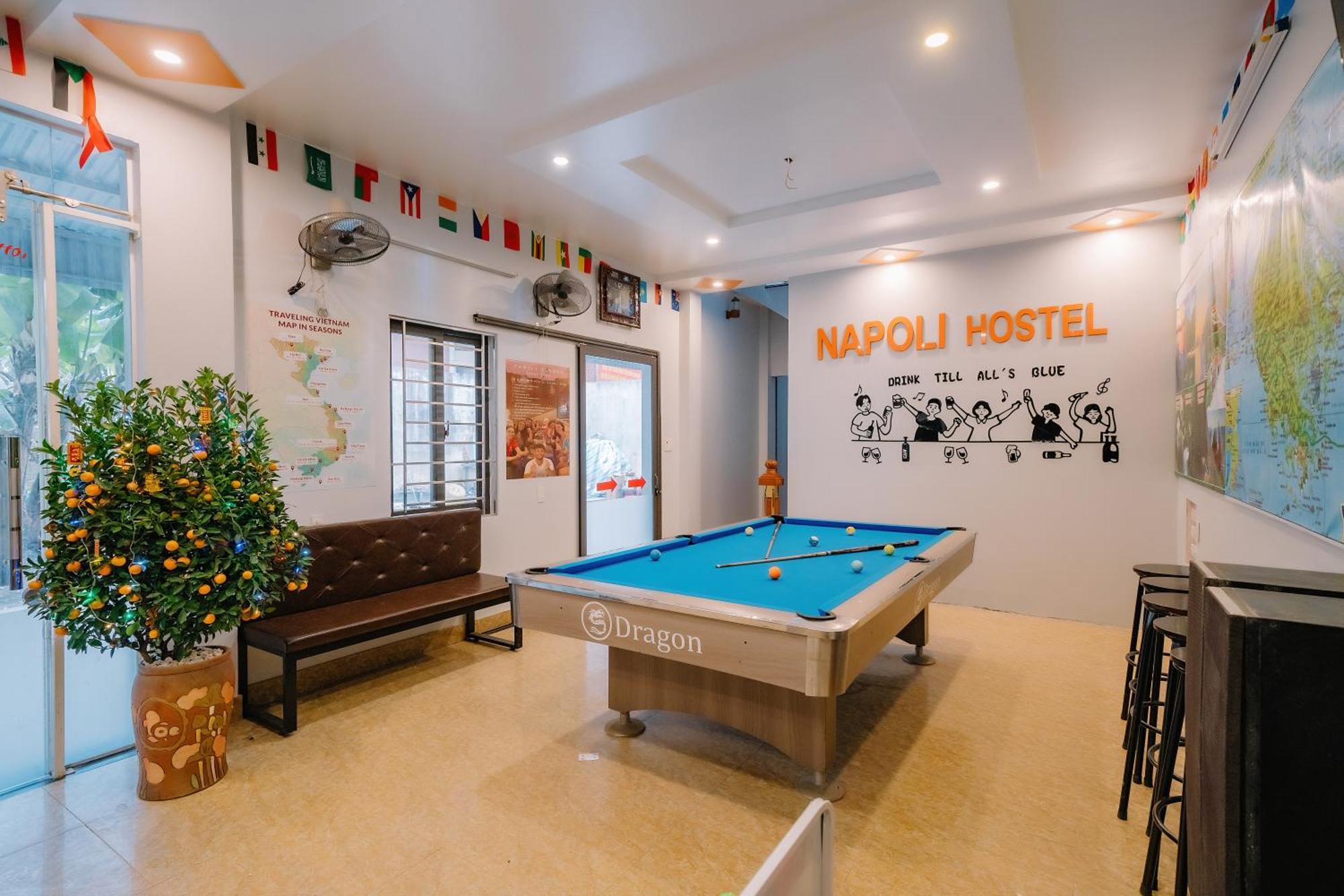 Napoli Hostel Chan Chau Bagian luar foto