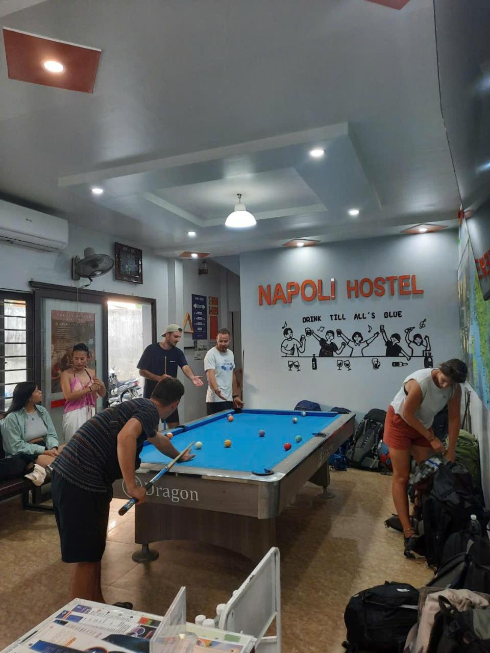 Napoli Hostel Chan Chau Bagian luar foto